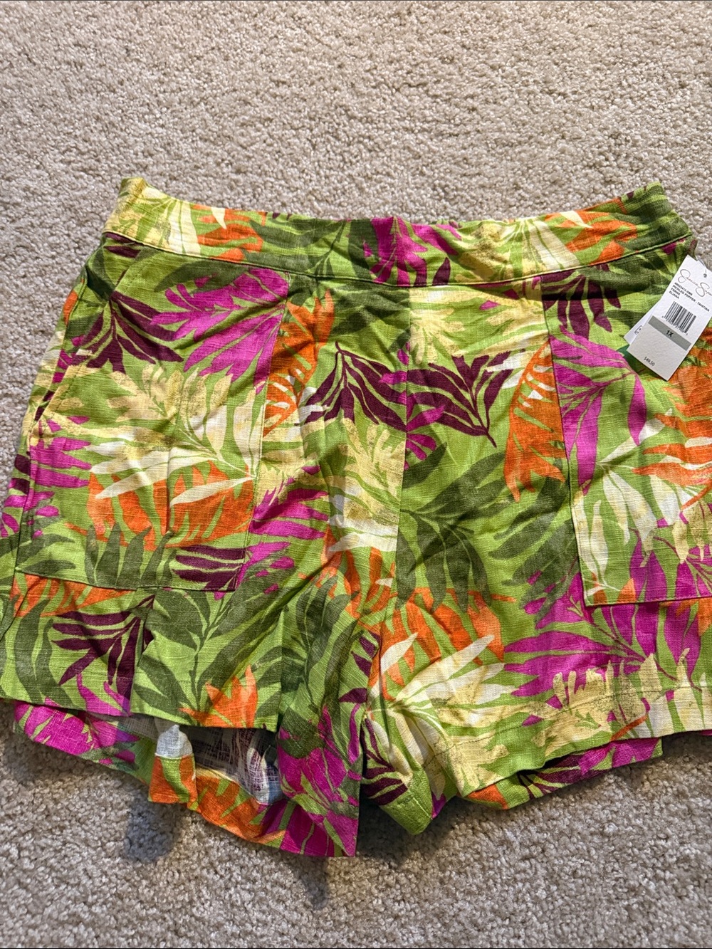 NWT Jessica Simpson Tropical Leaf Print Shorts - Green Pink Orange 14W